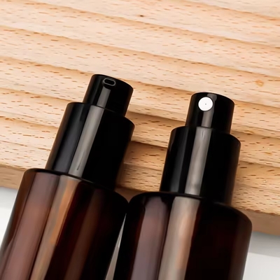 30 ml 50 ml 80 ml 100 ml Amber Cosmetic Glass Pump Flasjes Hervulbare sprayfles