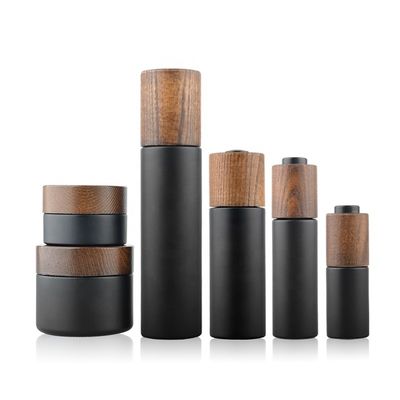 200ml gerecycleerde Glas Kosmetische Verpakkende Kruiken 20/400 20mm Huidzorg