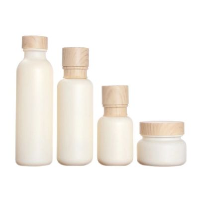 110ml 47/400 Kosmetische de Flessenkruiken van het Schroefdekselglas met Bamboedeksels 47mm
