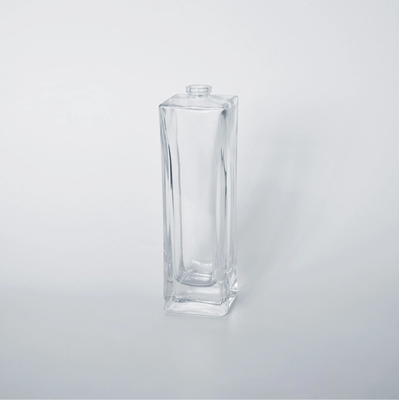 De lege Fles van het het Glasparfum van het Glaspakket met de Pompfles van de Mistspuitbus